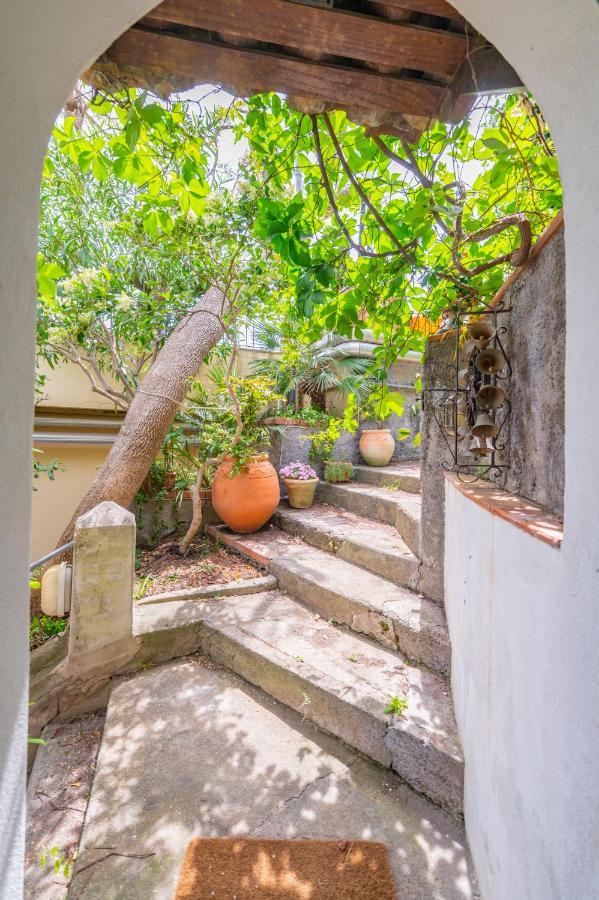 Old Memories House Apartment Taormina Bagian luar foto