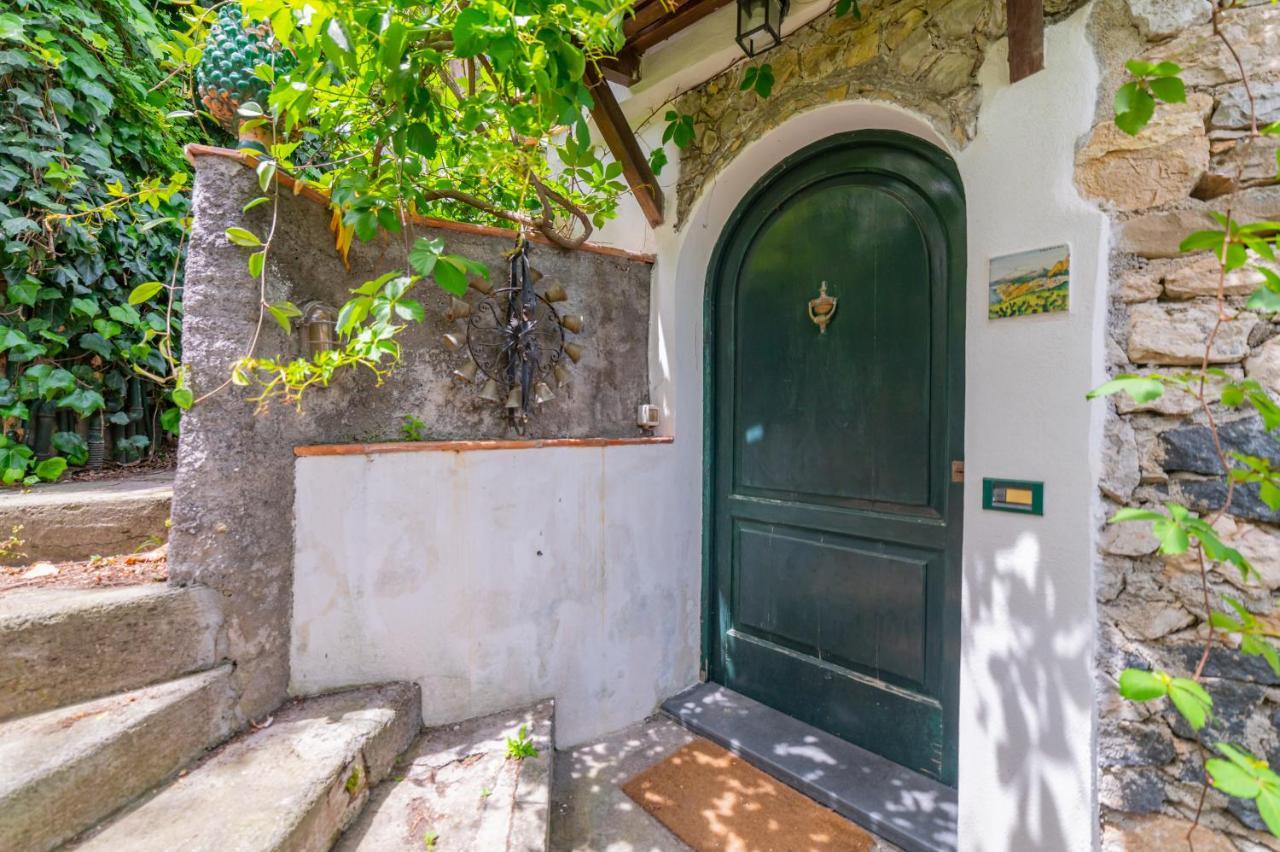 Old Memories House Apartment Taormina Bagian luar foto