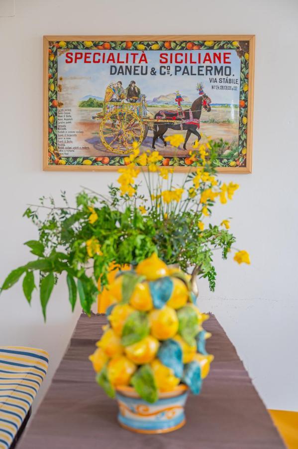 Old Memories House Apartment Taormina Bagian luar foto
